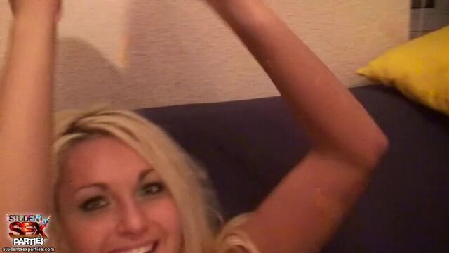 Порно №379360 - porno-porno.net